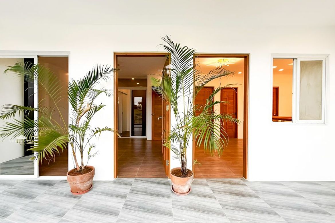 5 Bedroom House for Sale in Santo Domingo, Santa Rosa, Laguna – photo 4