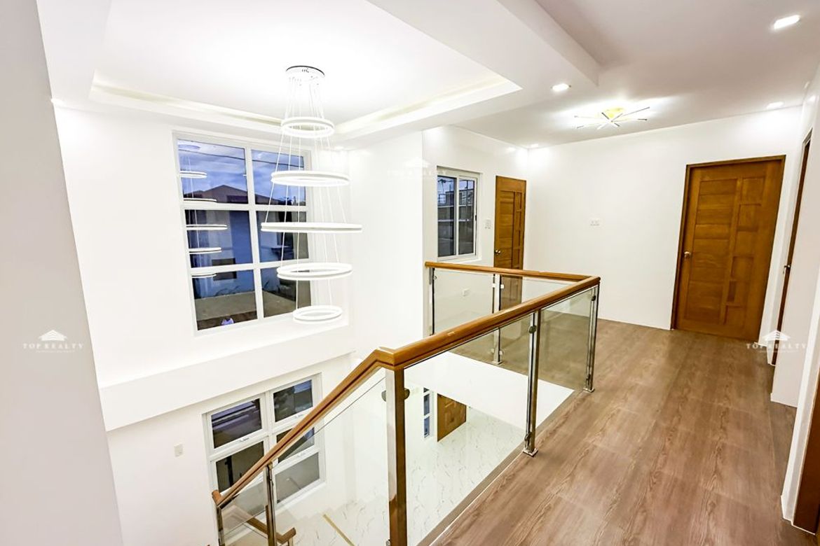 5 Bedroom House for Sale in Santo Domingo, Santa Rosa, Laguna – photo 8