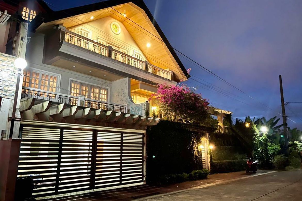 5 Bedroom House for Sale in Silang Junction North, Tagaytay, Cavite