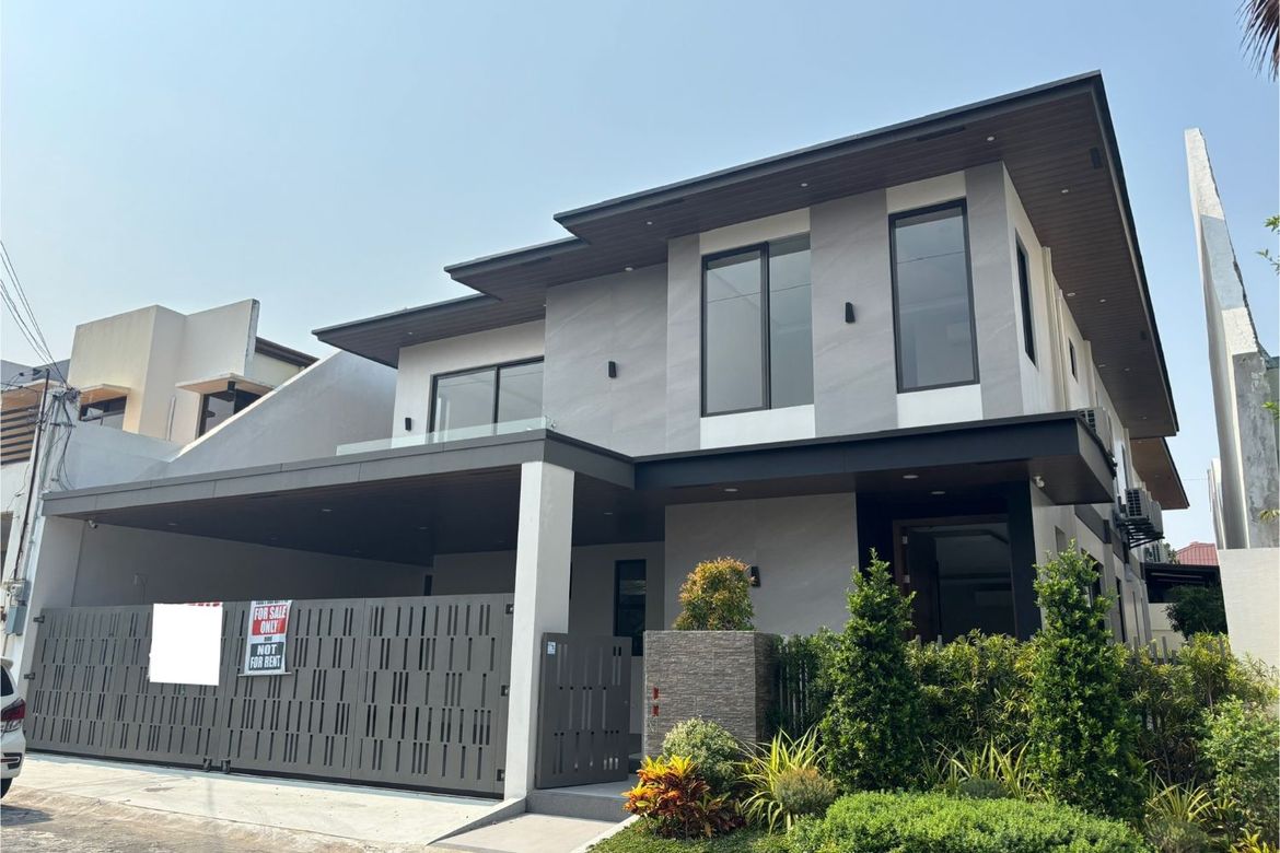 5 Bedroom House for Sale in Sinagtala Village, BF Homes, Parañaque, Metro Manila