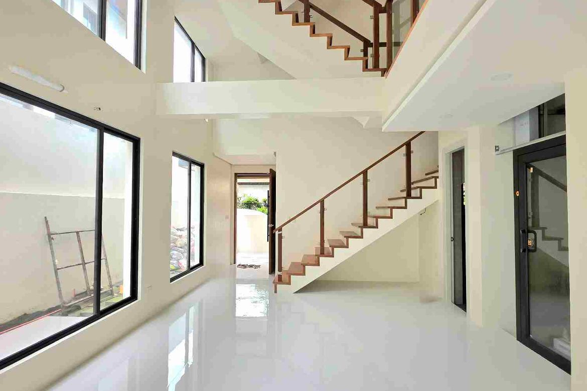 5 Bedroom House for Sale in Tahanan Village, BF Homes, Parañaque, Metro Manila – photo 6