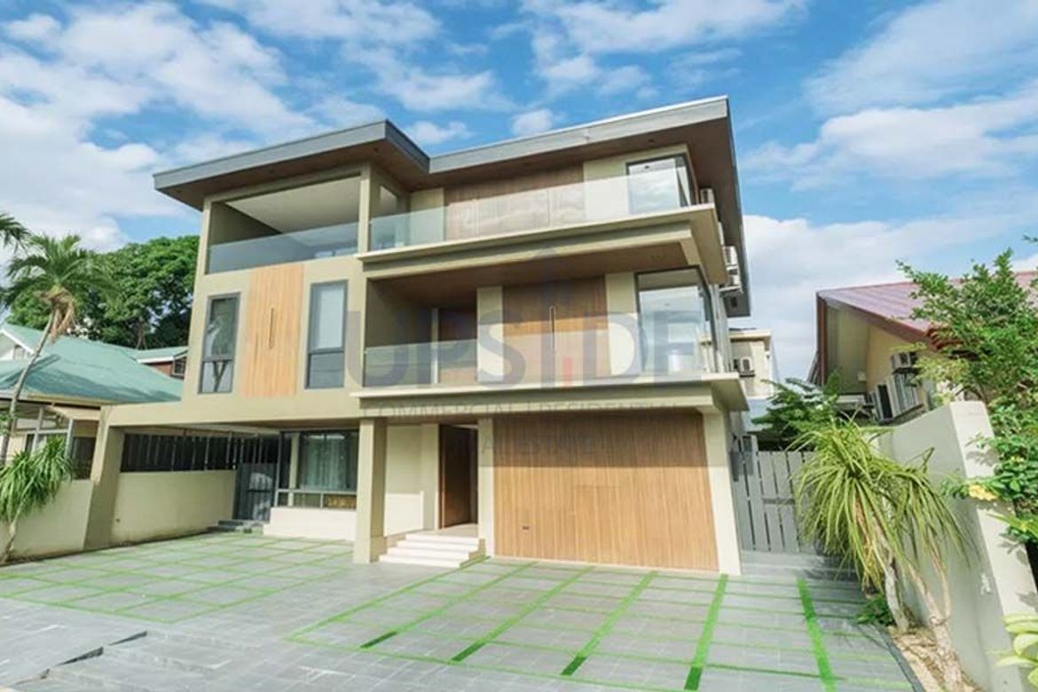 5 Bedroom House for Sale in Tahanan Village, BF Homes, Parañaque, Metro Manila