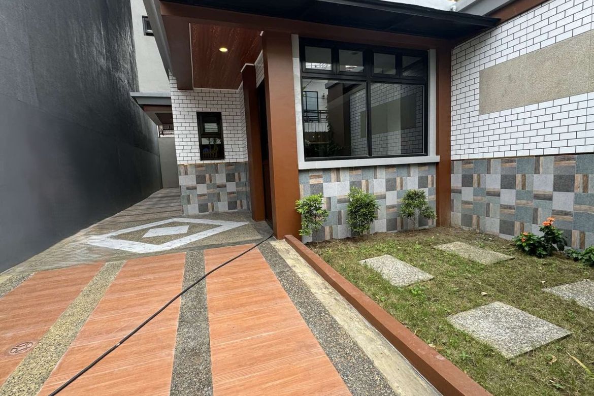 5 Bedroom House for Sale in Talon Kuatro, Las Piñas, Metro Manila – photo 4