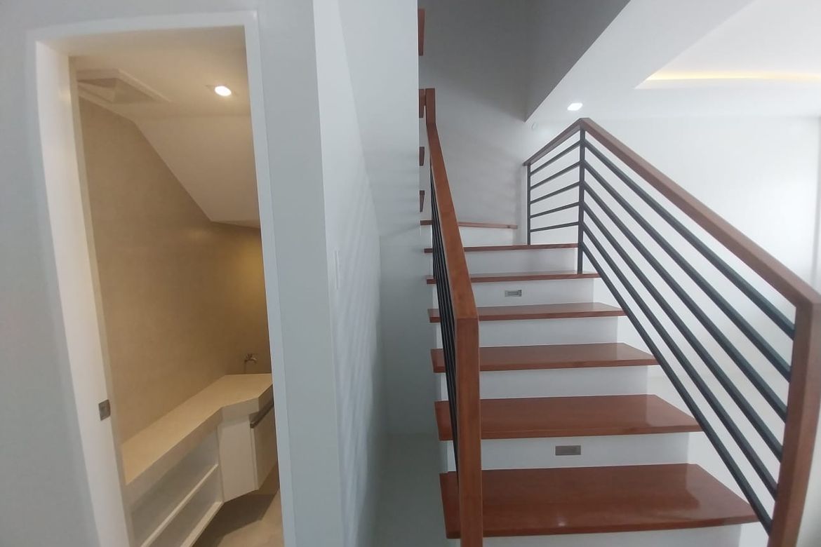 5 Bedroom House for Sale in Talon Kuatro, Las Piñas, Metro Manila – photo 6