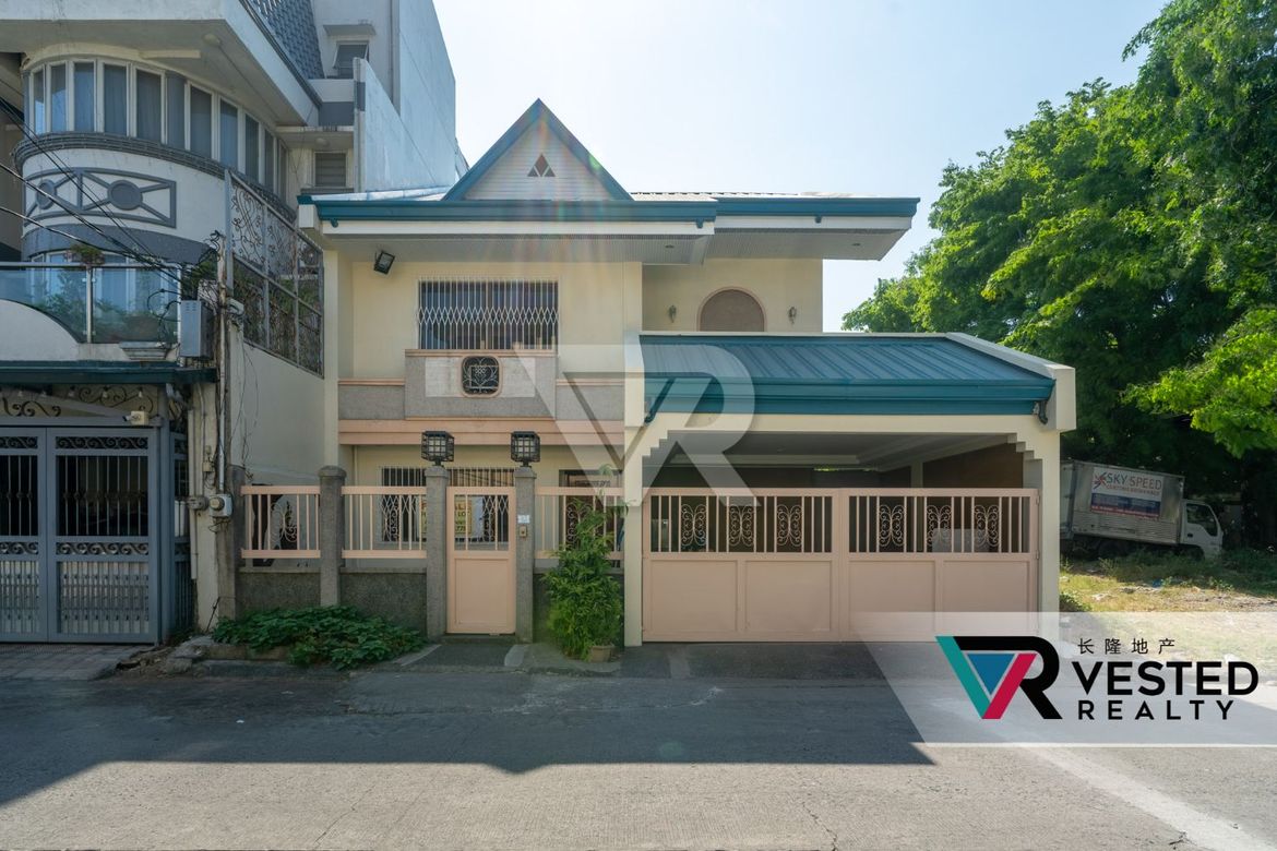 5 Bedroom House for Sale in Tambo, Parañaque, Metro Manila