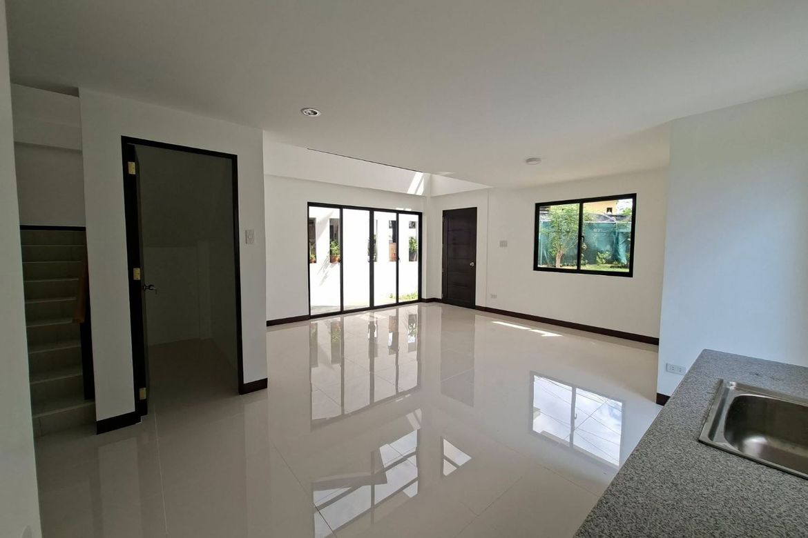 5 Bedroom House for Sale in Tayud, Consolacion, Cebu – photo 2