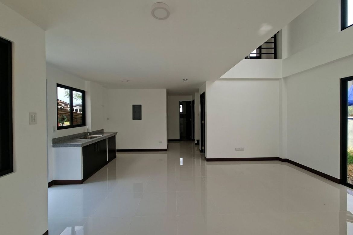 5 Bedroom House for Sale in Tayud, Consolacion, Cebu – photo 5