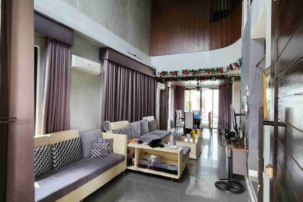 5 Bedroom House for Sale in Telabastagan, San Fernando, Pampanga