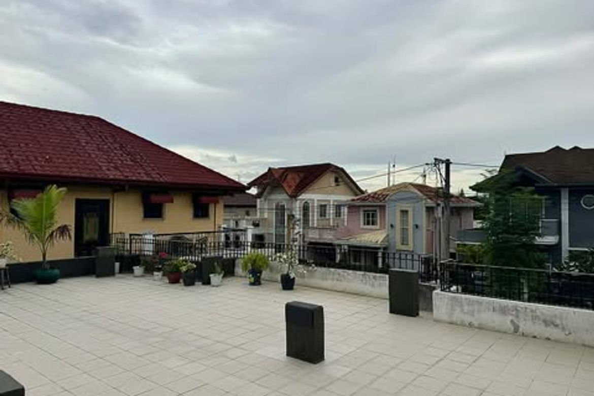 5 Bedroom House for Sale in The Grand Parkplace Village, Anabu I-B, Imus, Cavite – photo 7