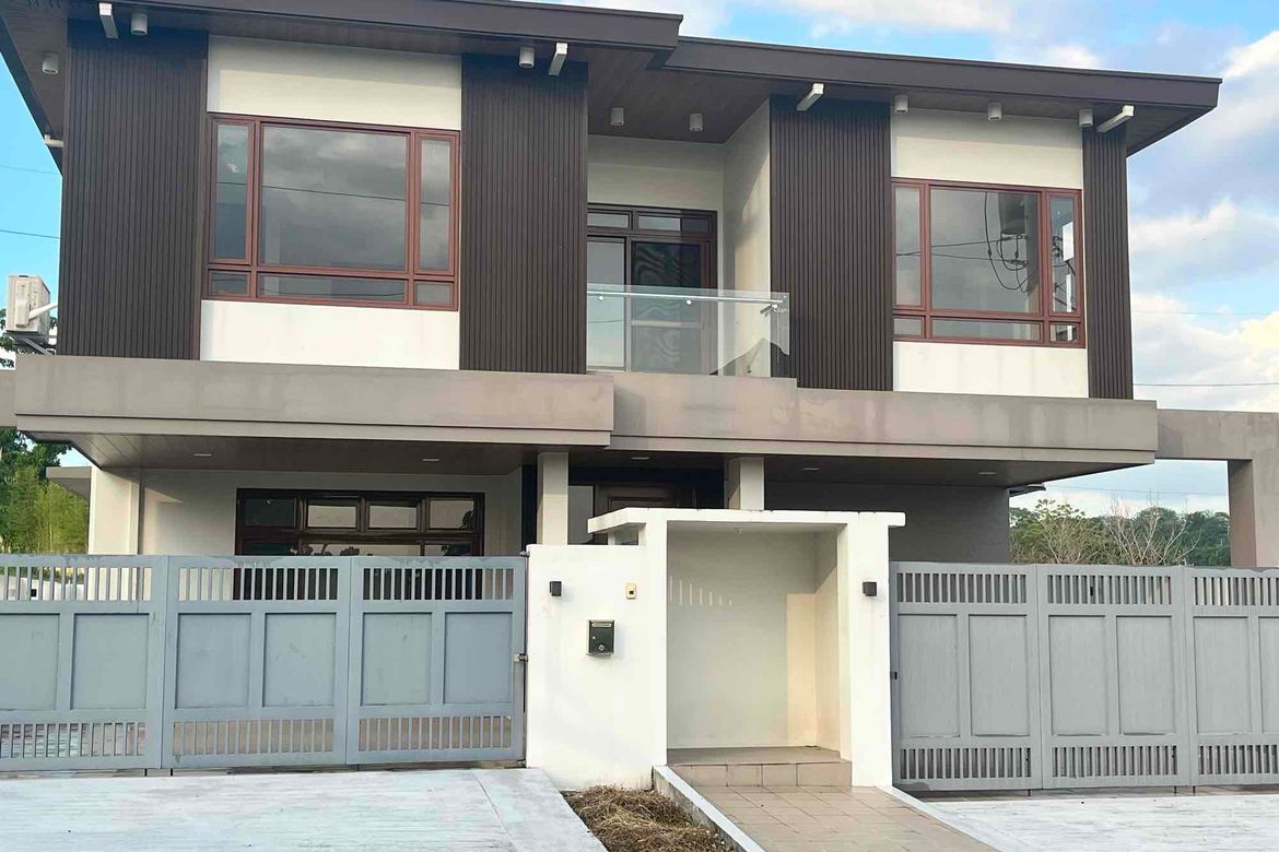 5 Bedroom House for Sale in Tungkong Mangga, San Jose del Monte, Bulacan – photo 2