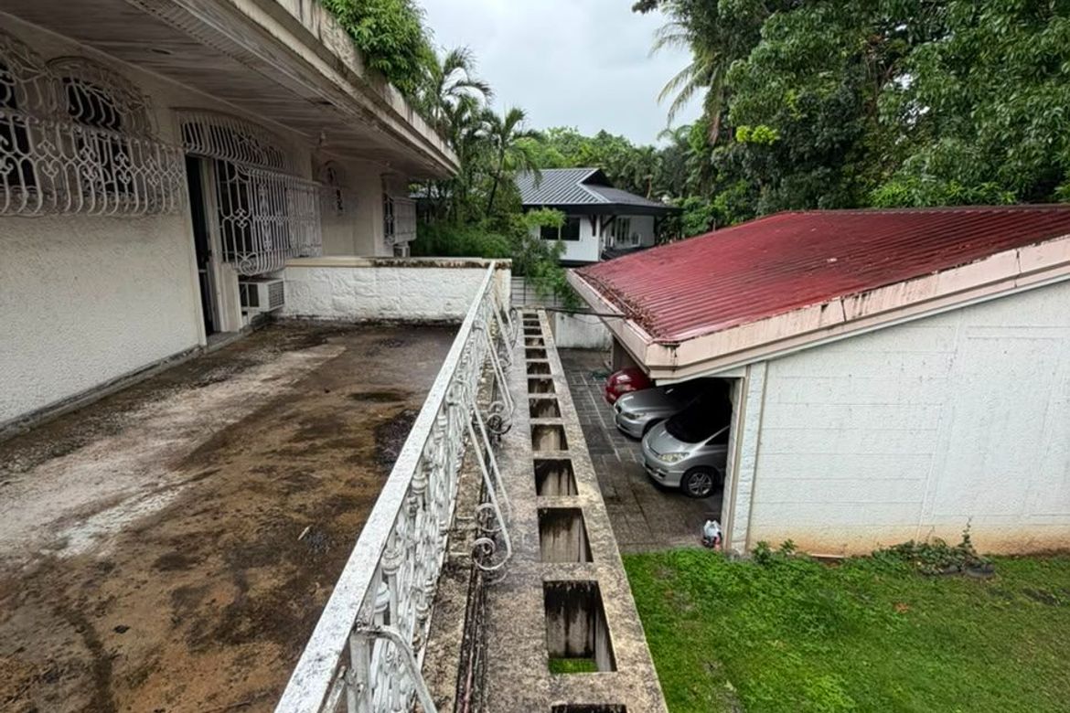 5 Bedroom House for Sale in Ugong Norte, Quezon City, Metro Manila – photo 4