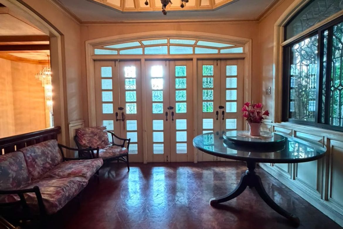 5 Bedroom House for Sale in Ugong Norte, Quezon City, Metro Manila – photo 7