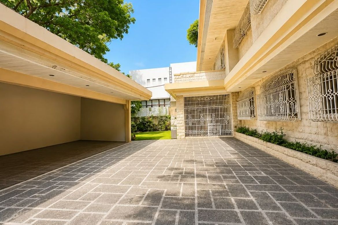 5 Bedroom House for Sale in Ugong Norte, Quezon City, Metro Manila – photo 5