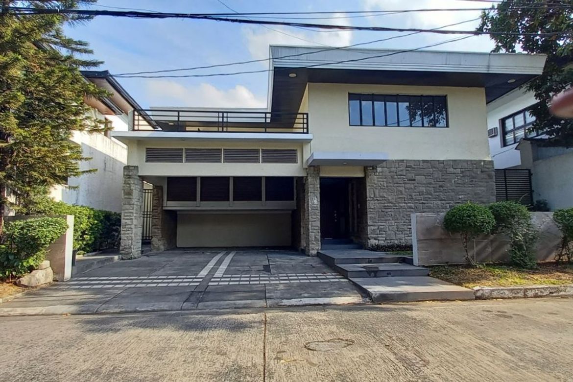 5 Bedroom House for Sale in Ugong, Pasig, Metro Manila