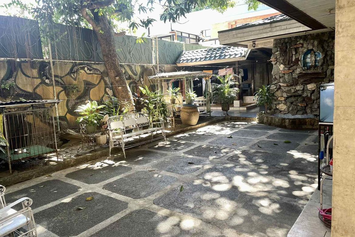 5 Bedroom House for Sale in Varsity Hills, Loyola Heights, Quezon City, Metro Manila – photo 2