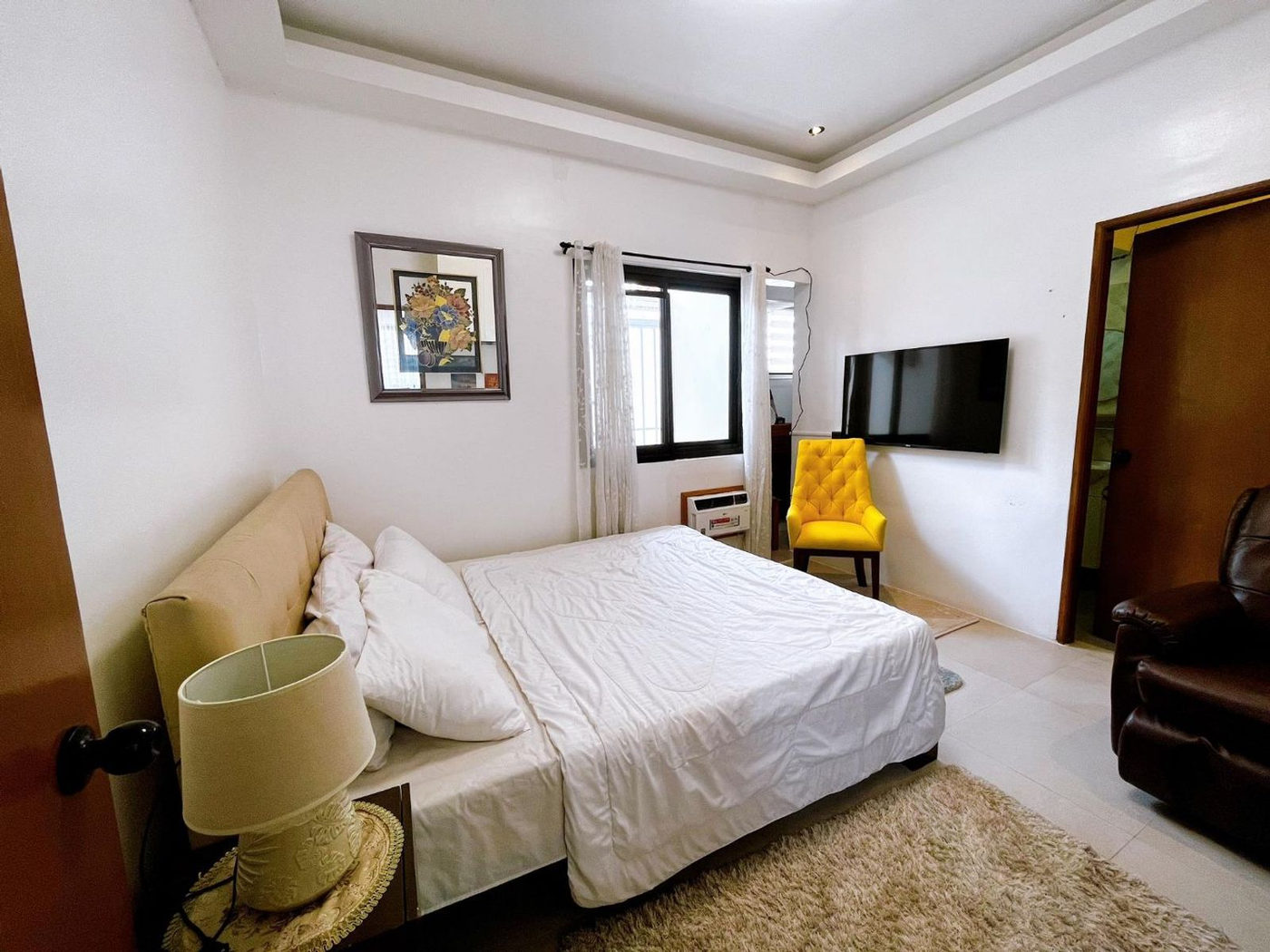 5-Bedroom Modern 3-Storey House with Overlooking View for Sale in Blue Mountains, Antipolo, Rizal – photo 6