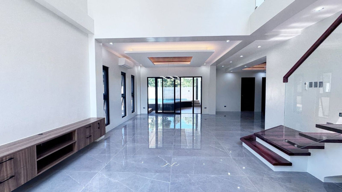 5-Bedroom Modern Contemporary House with Pool for Sale in Buck Estate, Alfonso, Cavite – photo 7