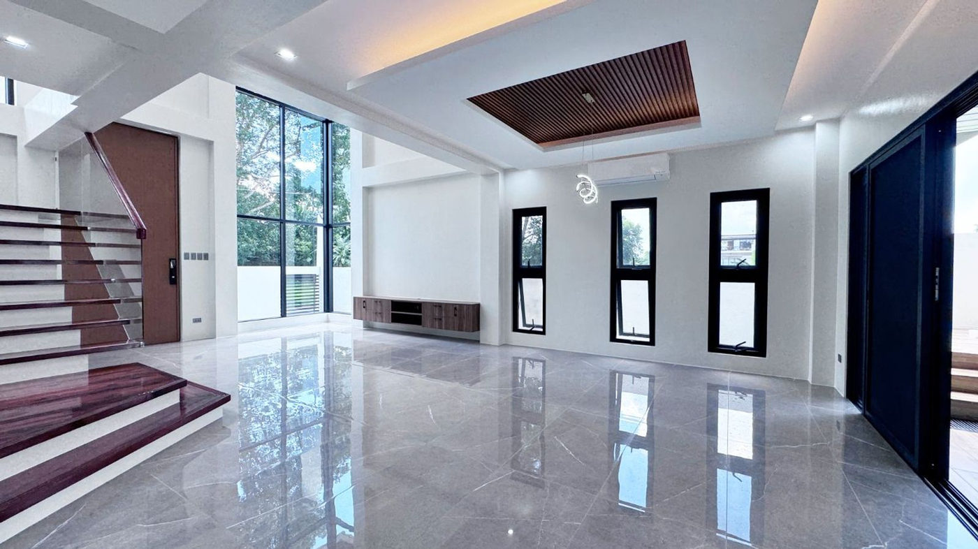 5-Bedroom Modern Contemporary House with Pool for Sale in Buck Estate, Alfonso, Cavite – photo 9