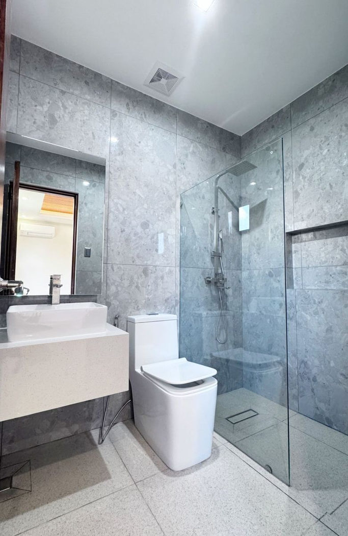 5-Bedroom Modern Contemporary House with Pool for Sale in Buck Estate, Alfonso, Cavite – photo 27