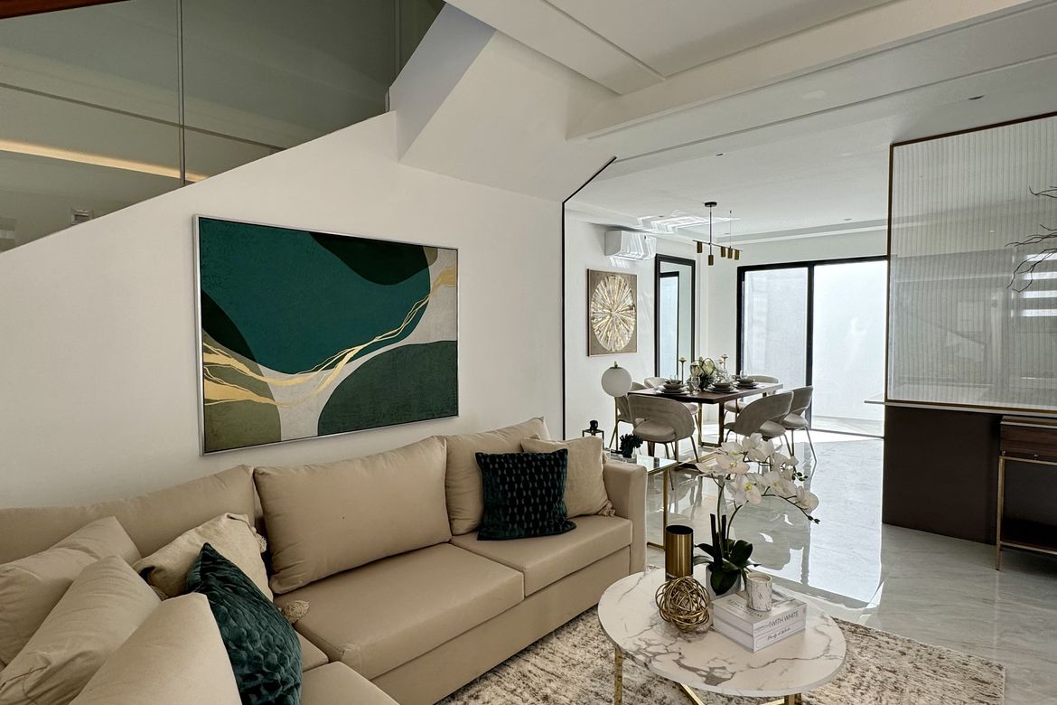 5 Bedroom Townhouse for Sale in BF Homes Parañaque, BF Homes, Parañaque, Metro Manila