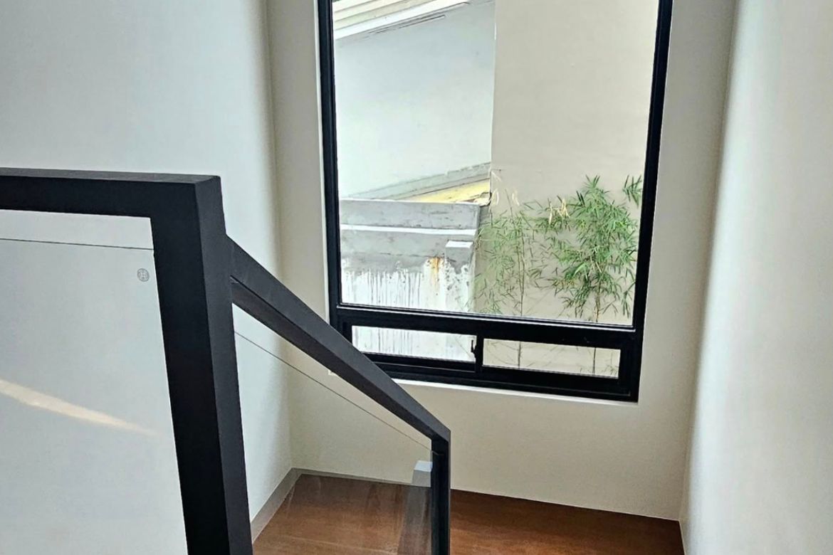 5 Bedroom Townhouse for Sale in BF Resort, Las Piñas, Metro Manila – photo 3