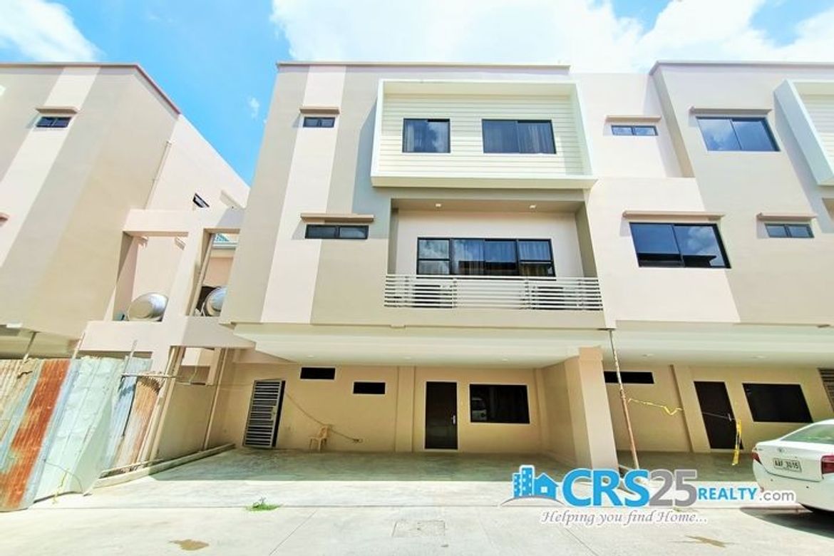 5 Bedroom Townhouse for Sale in Canduman, Mandaue, Cebu – photo 4