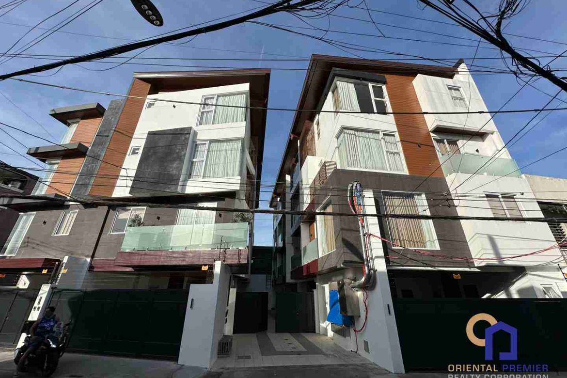 5 Bedroom Townhouse for Sale in Hagdang Bato Itaas, Mandaluyong, Metro Manila – photo 2