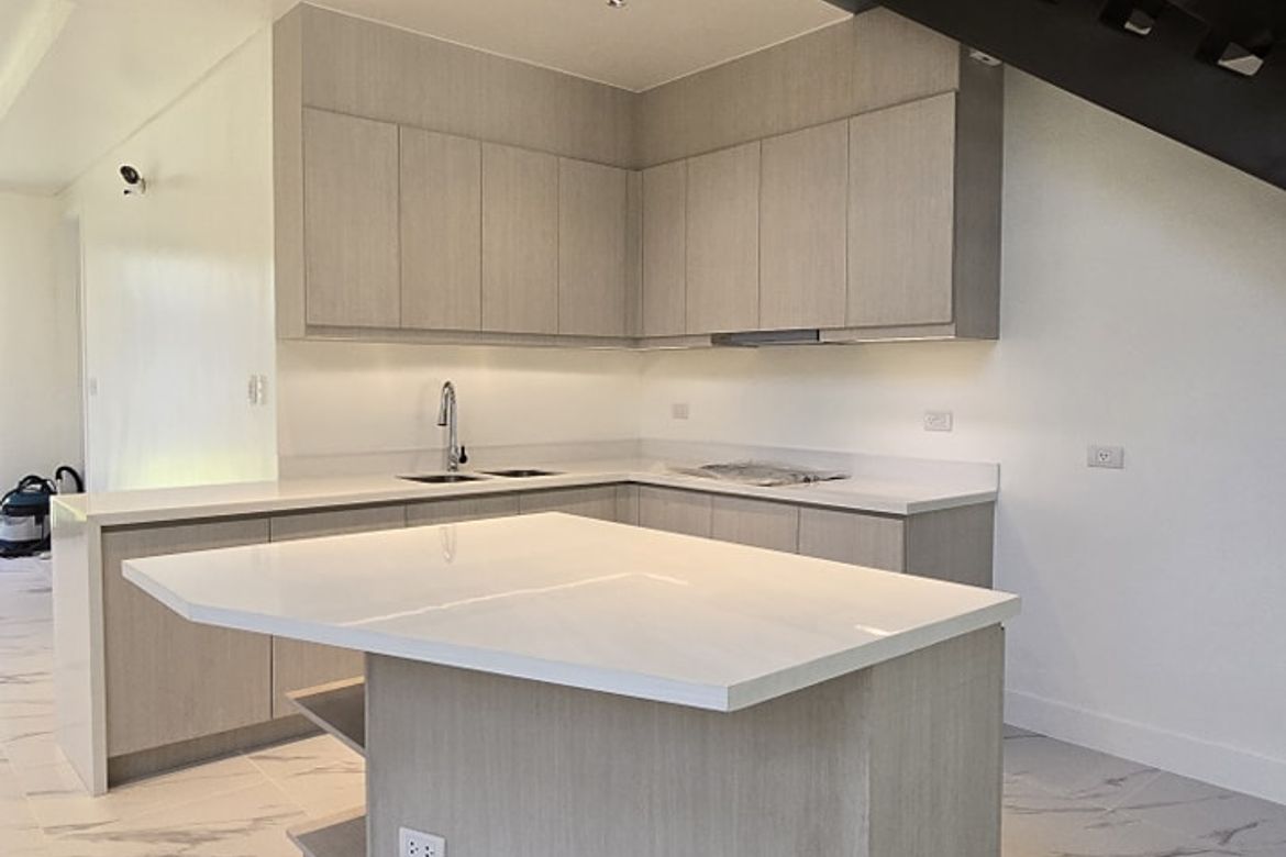 5 Bedroom Townhouse for Sale in Hulo, Mandaluyong, Metro Manila – photo 2
