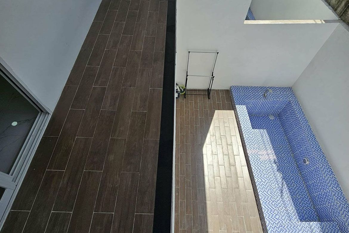 5 Bedroom Townhouse for Sale in Lahug, Cebu City, Cebu – photo 3