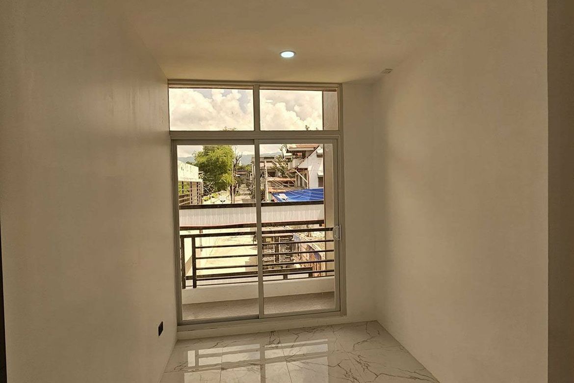 5 Bedroom Townhouse for Sale in Lahug, Cebu City, Cebu – photo 5