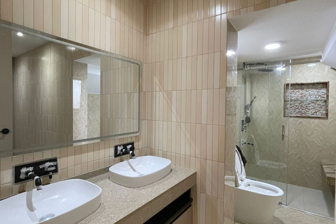 5 Bedroom Townhouse for Sale in Little Baguio, San Juan, Metro Manila – photo 6