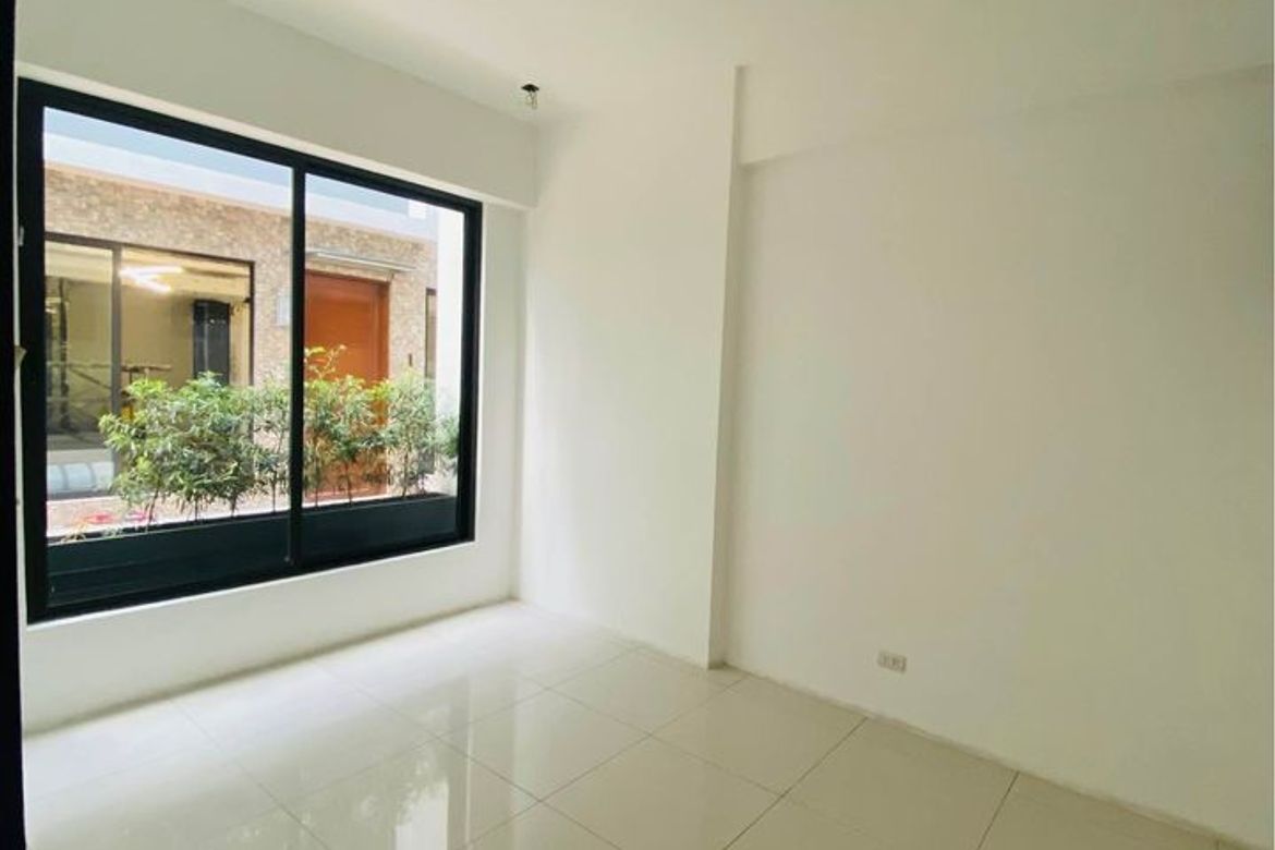 5 Bedroom Townhouse for Sale in Little Baguio, San Juan, Metro Manila – photo 3