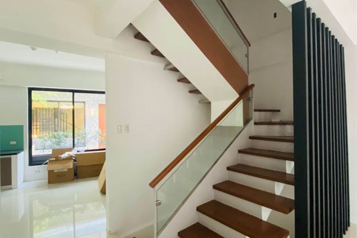 5 Bedroom Townhouse for Sale in Little Baguio, San Juan, Metro Manila – photo 5