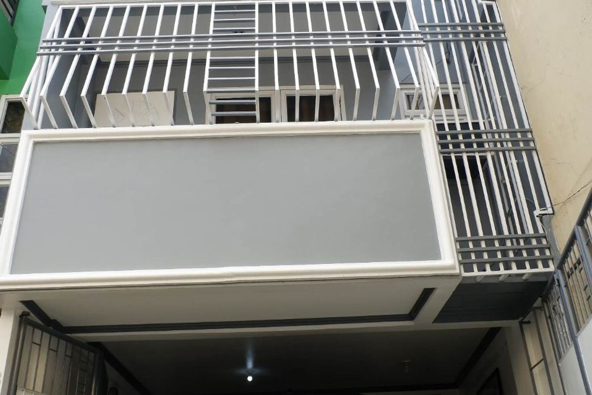 5 Bedroom Townhouse for Sale in Malate, Manila, Metro Manila