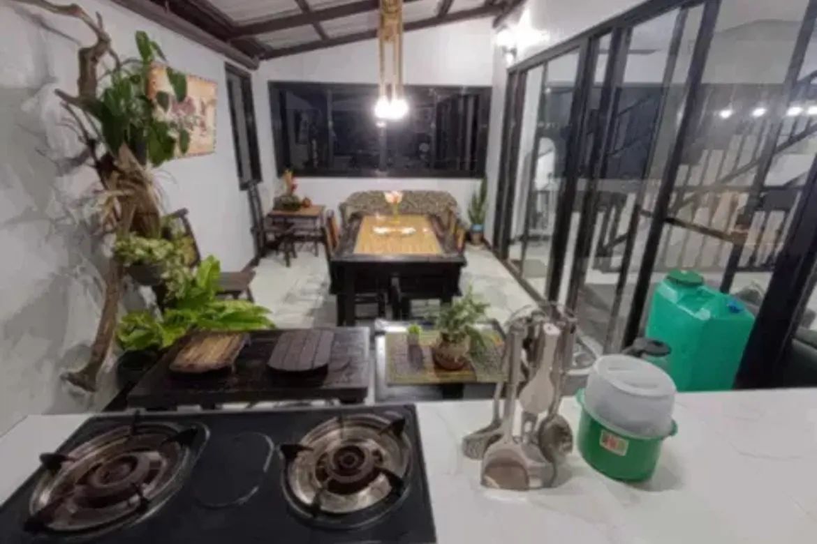 5 Bedroom Townhouse for Sale in Manuel A. Roxas, Baguio, Benguet