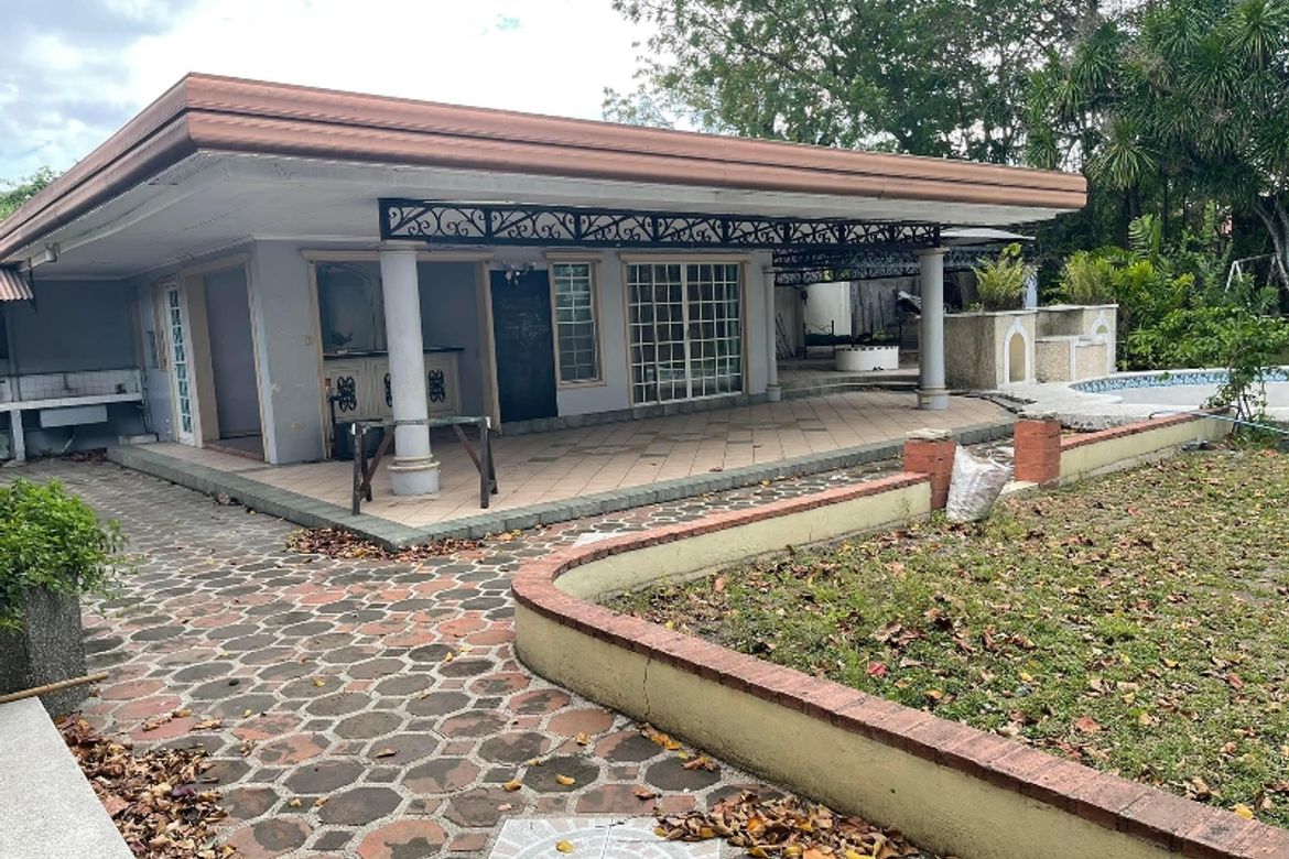 5 Bedroom Townhouse for Sale in Matina Aplaya, Davao City, Davao del Sur – photo 4