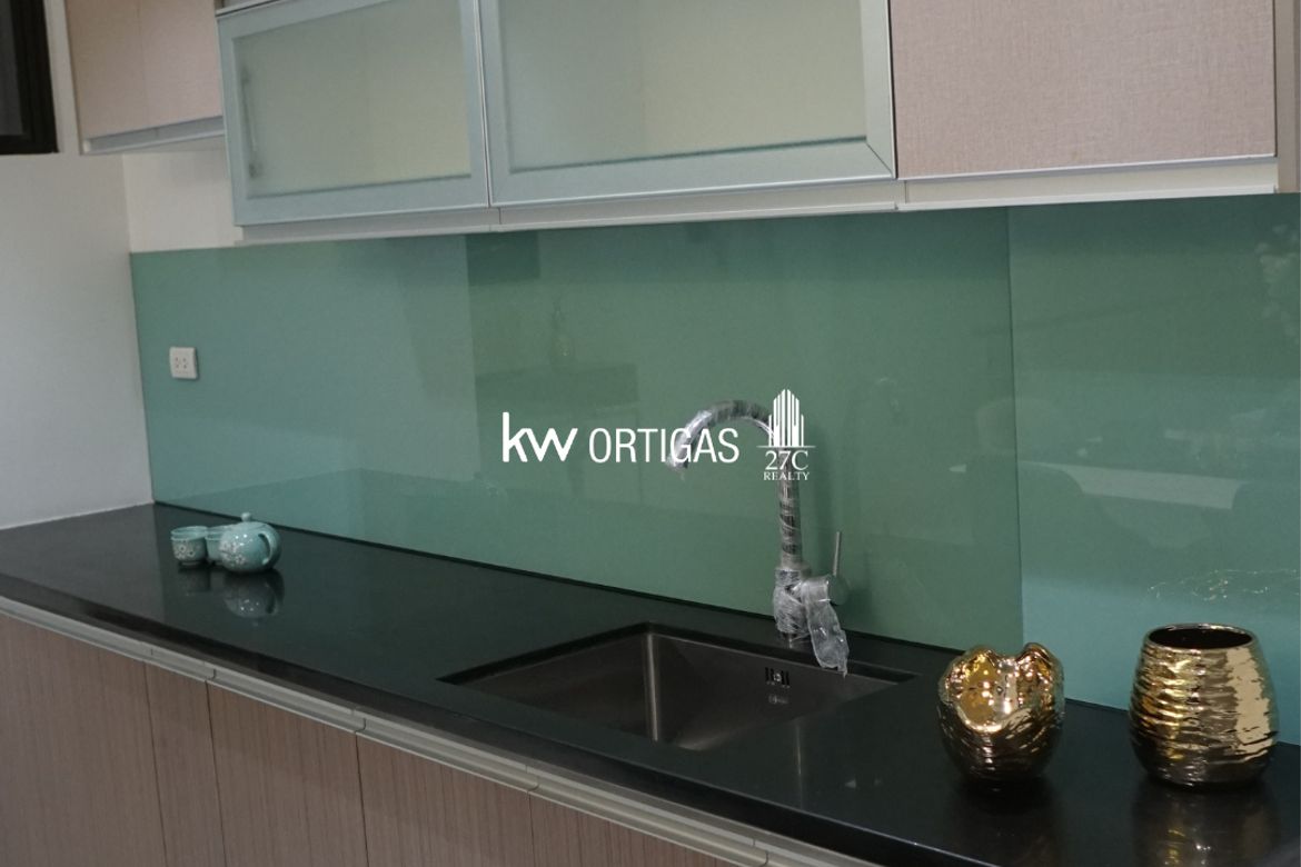 5 Bedroom Townhouse for Sale in Pasadeña, San Juan, Metro Manila near LRT-2 Gilmore – photo 7