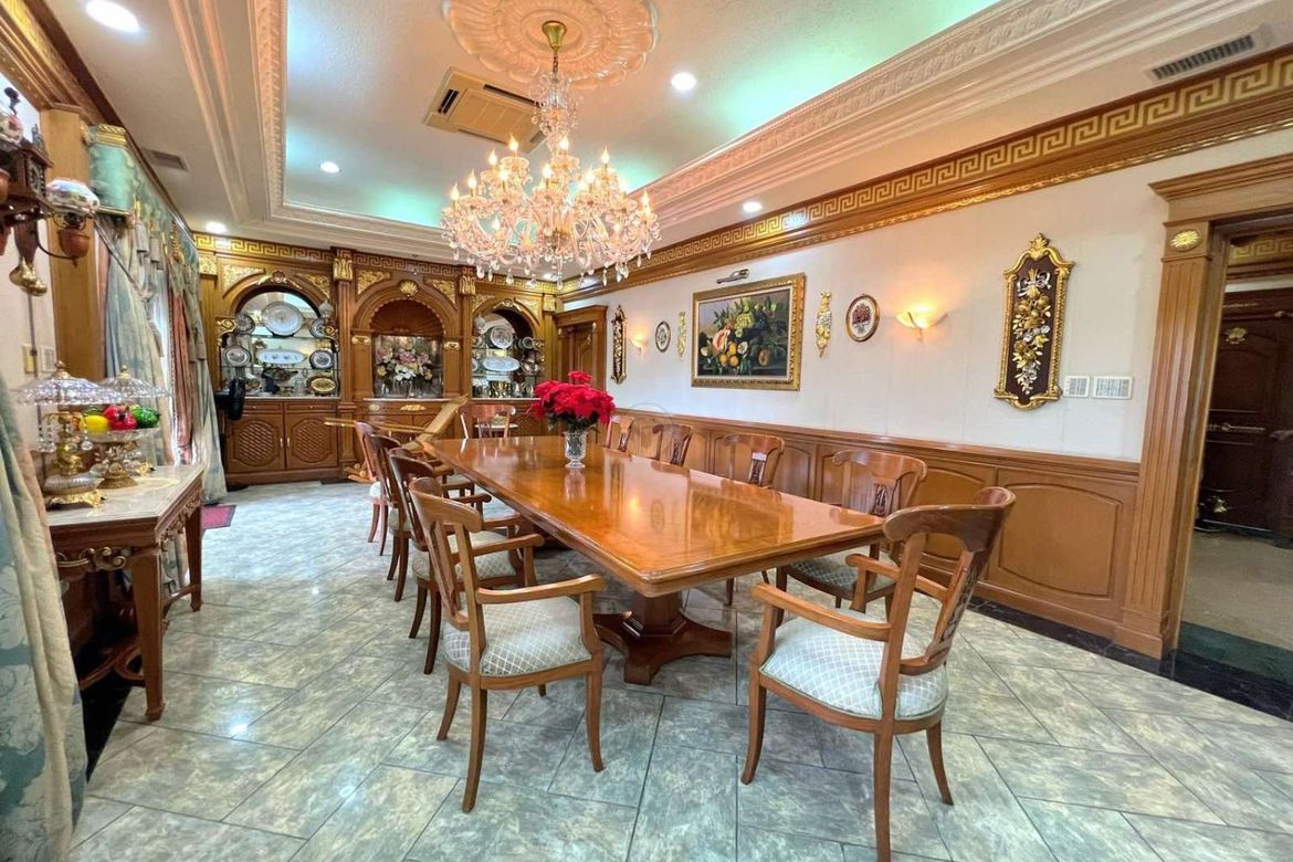5 Bedroom Villa for Sale in Batasan Hills, Quezon City, Metro Manila – photo 4