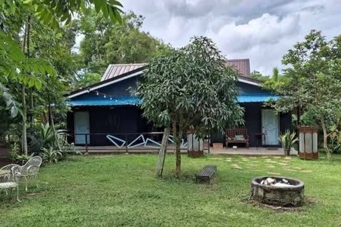 5 Bedroom Villa for Sale in Mangas I, Alfonso, Cavite