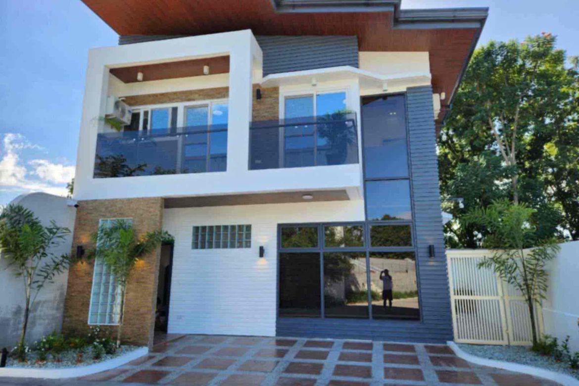 5 Bedroom Villa for Sale in Pulung Maragul, Angeles, Pampanga – photo 2