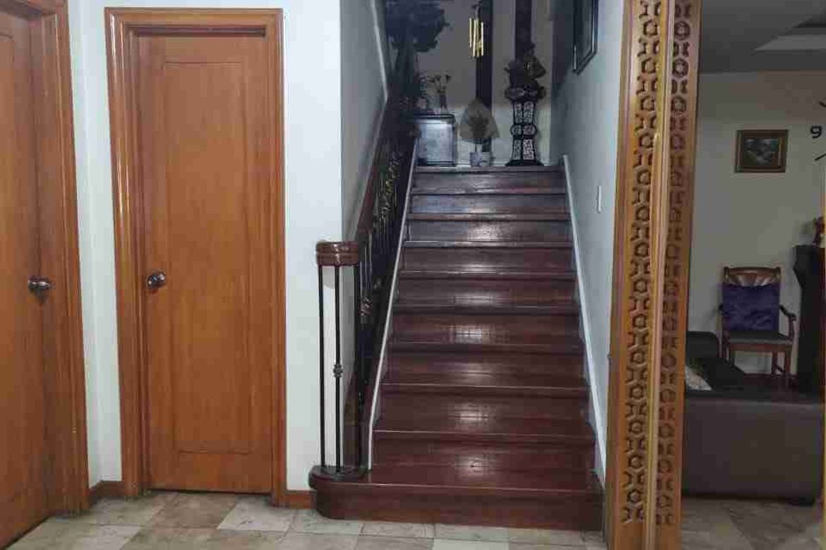 5 Bedroom Villa for Sale in White Plains, Quezon City, Metro Manila – photo 5