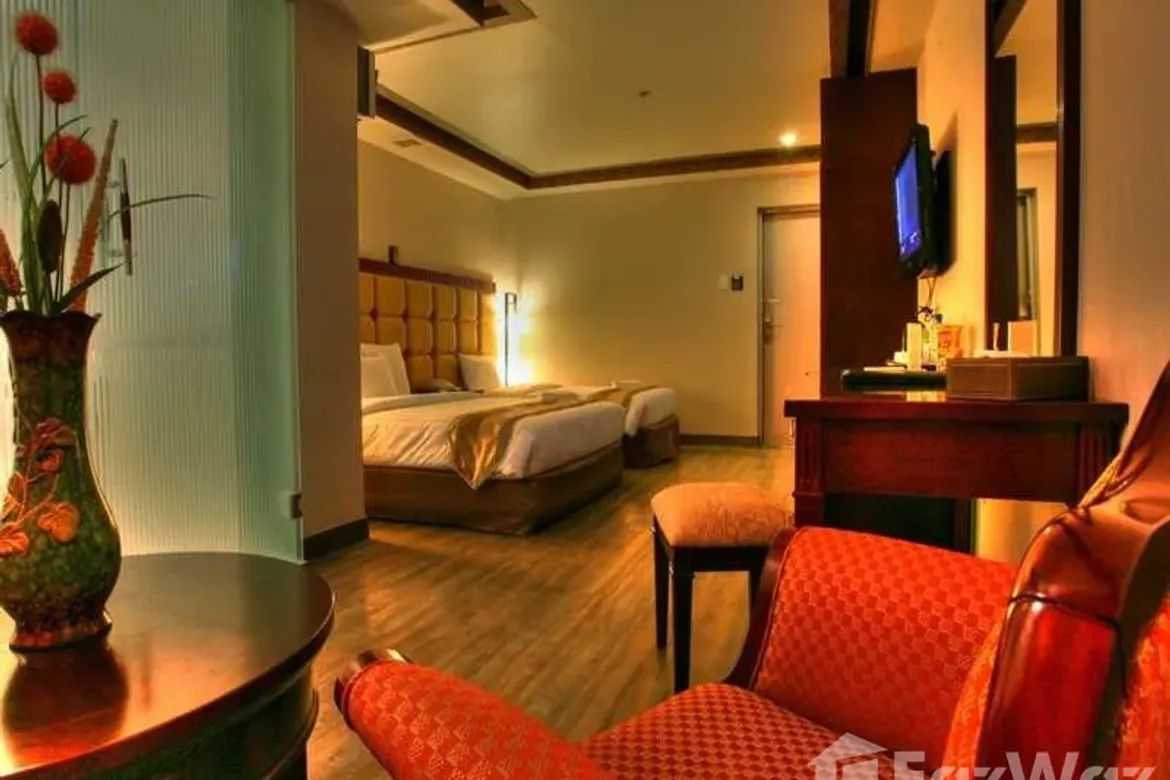 52 Bedroom Hotel / Resort for Sale in Malate, Manila, Metro Manila near LRT-1 Vito Cruz – photo 2