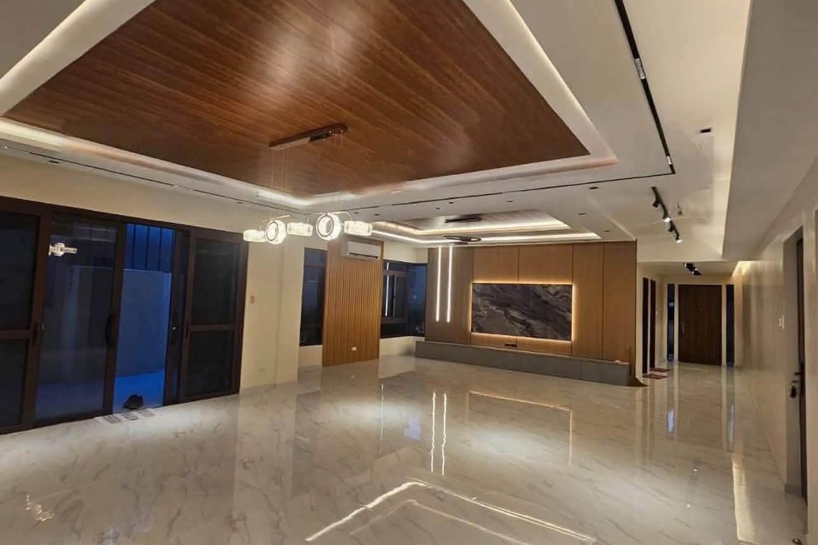 55 Bedroom House for Rent in Bel-Air, Makati, Metro Manila photo 2