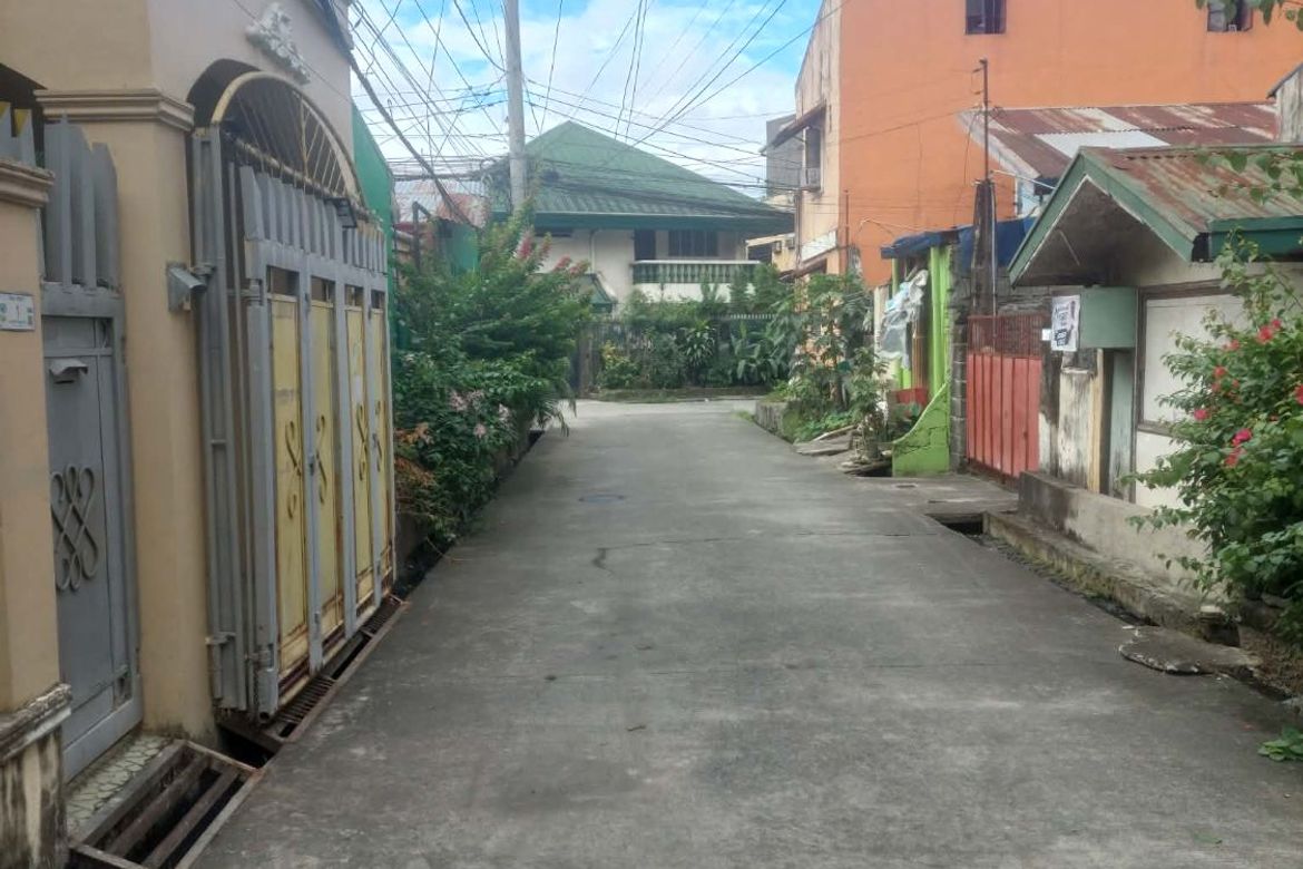 6 Bedroom Apartment for Sale in Ampid I, San Mateo, Rizal – photo 4