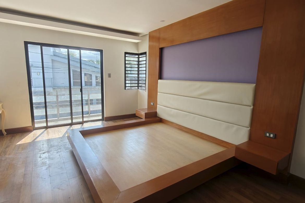 6 Bedroom House for Rent in Batasan Hills, Quezon City, Metro Manila photo 8