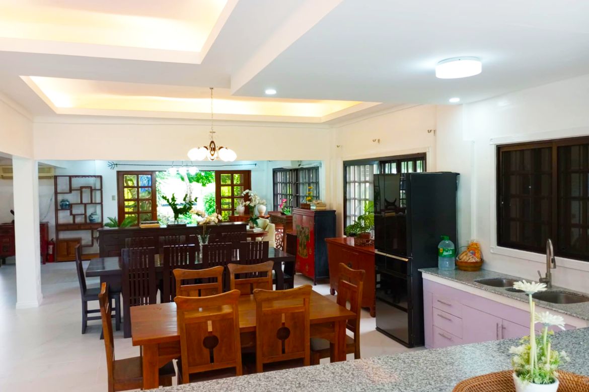 6 Bedroom House for Rent in Cabilang Baybay, Carmona, Cavite photo 3