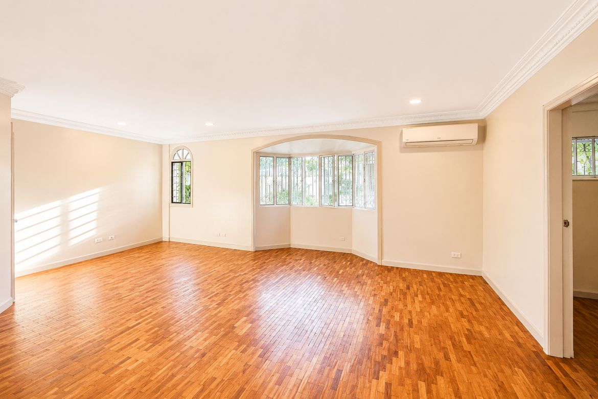 6 Bedroom House for Rent in Dasmariñas Village, Dasmariñas North, Makati, Metro Manila near MRT-3 Magallanes photo 4