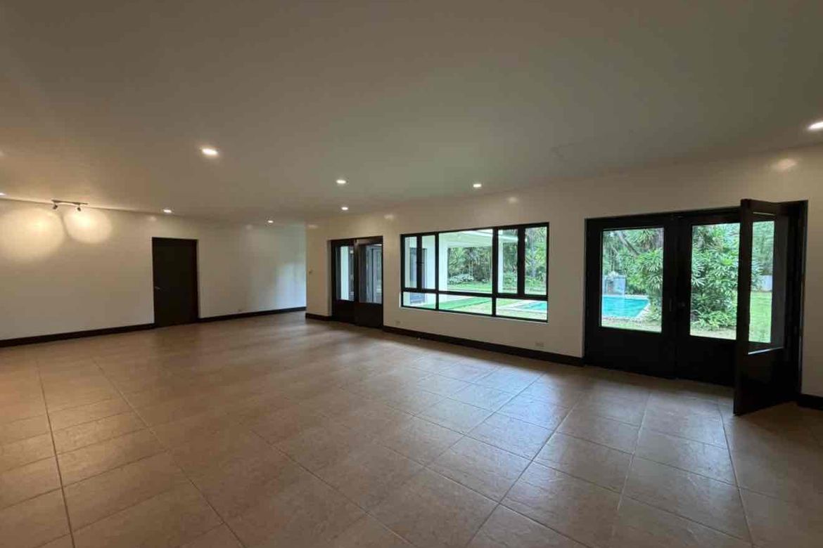 6 Bedroom House for Rent in Forbes Park North, Makati, Metro Manila near MRT-3 Ayala photo 6