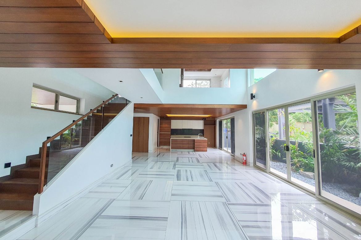 6 Bedroom House for Rent in Mckinley West Village, Pinagsama, Taguig, Metro Manila photo 5