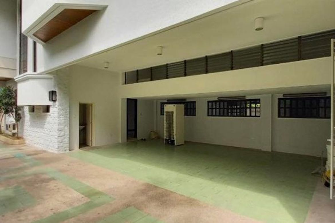 6 Bedroom House for Rent in Ugong Norte, Quezon City, Metro Manila photo 7